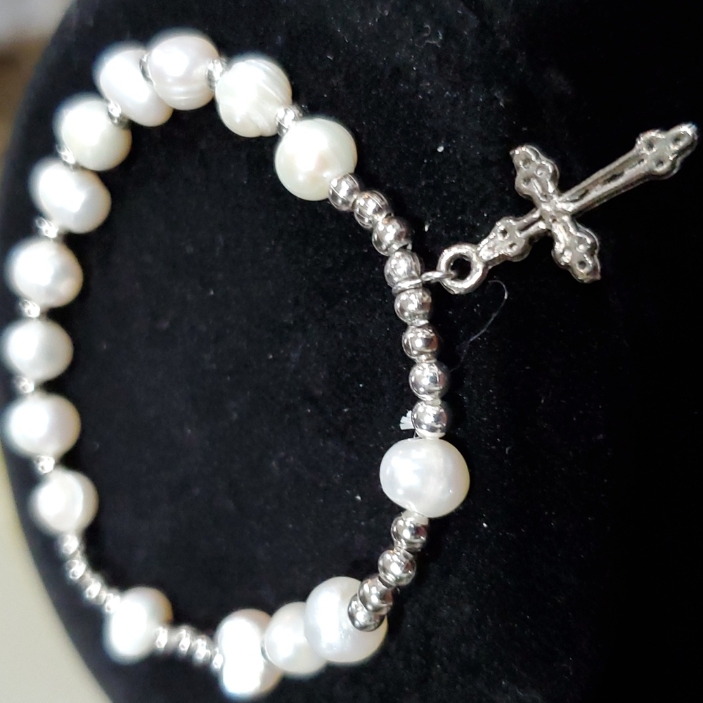 Rosary pearl bracelet